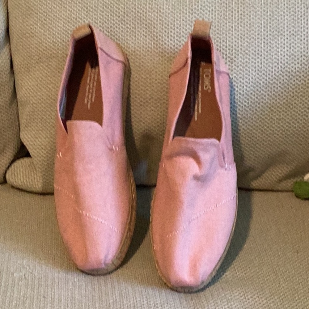 TOMS Women's Pink Slip-On Espadrille Flats